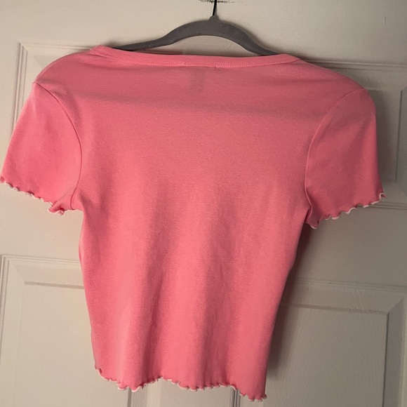 Forever 21 Women’s Pink Tshirt Small - Picture 2 of 4